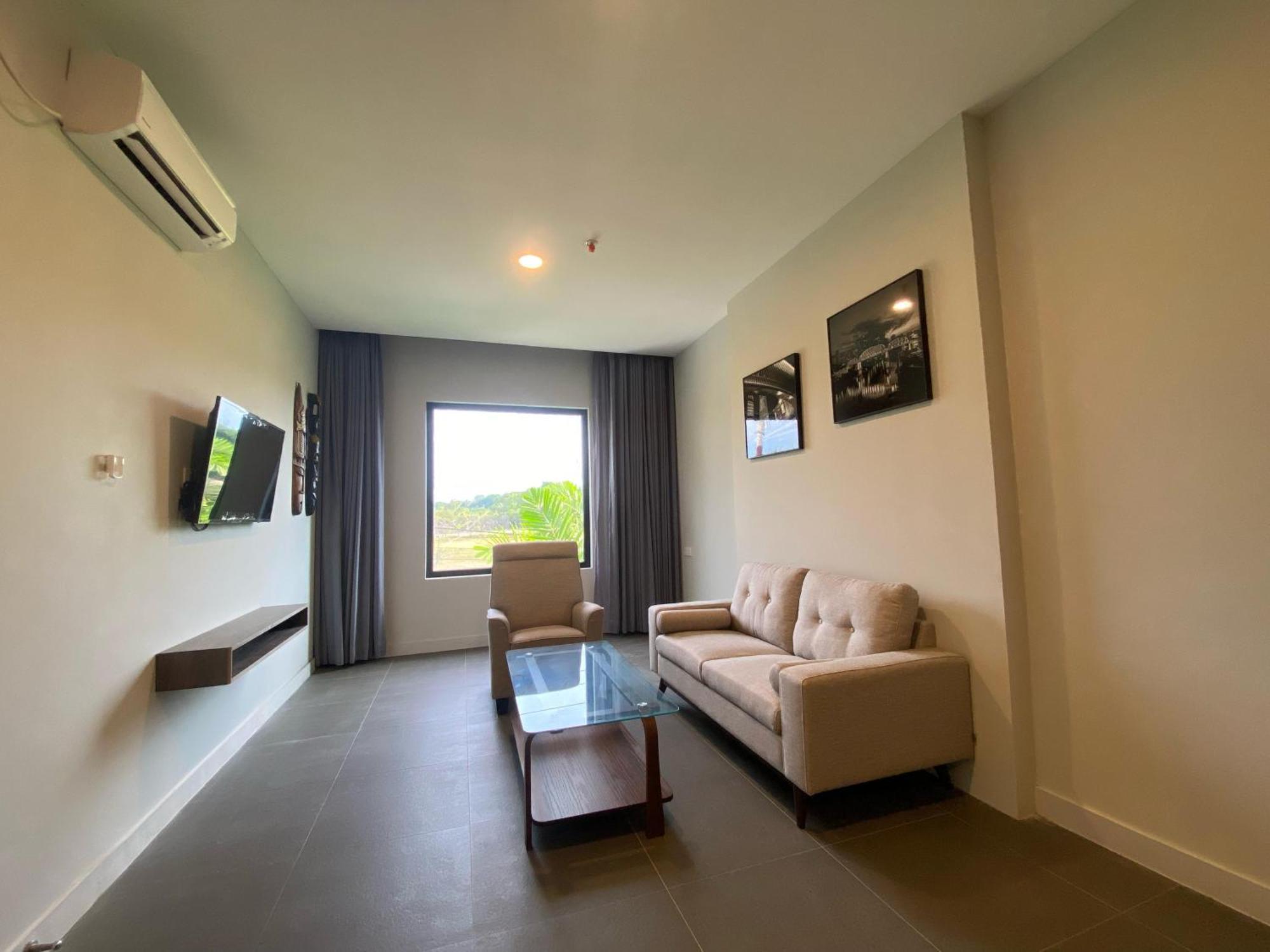 Onyx Hotel & Villa Tanjunguban Exterior foto